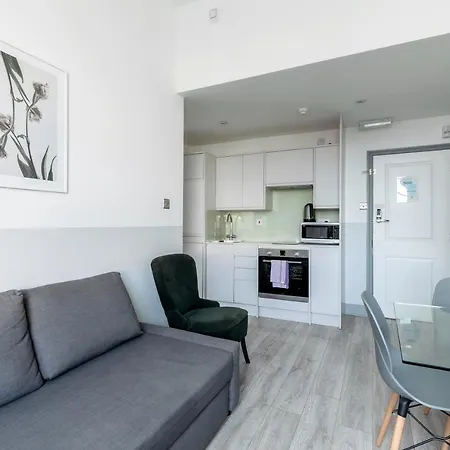 Modern Kensington Apartments London Exterior photo