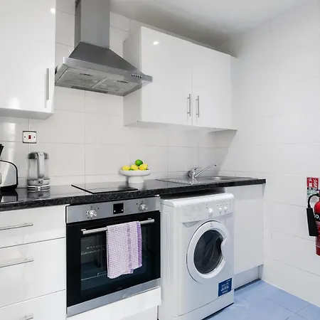 Modern Kensington Apartments London Exterior photo