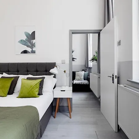 Modern Kensington Apartments London Exterior photo