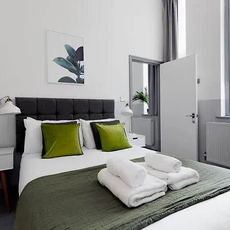 Modern Kensington Apartments London Exterior photo